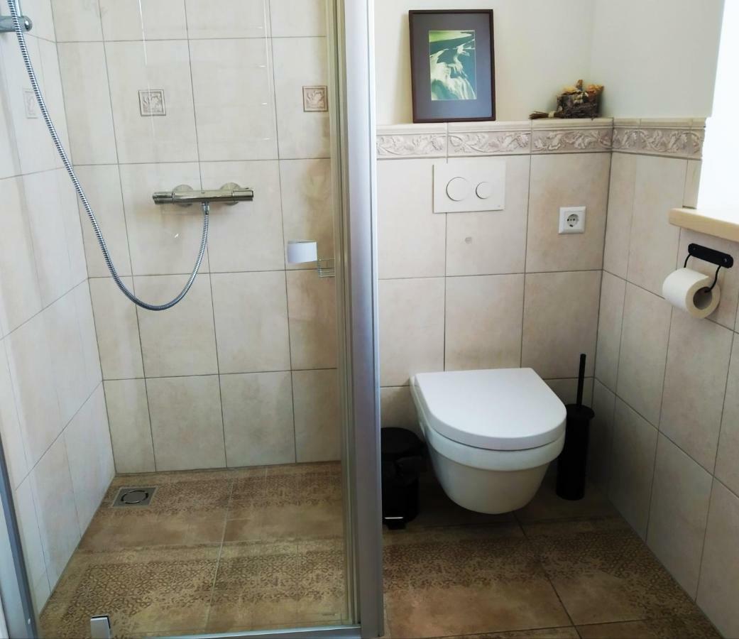 9 Min From Palanga! Luxury House On The River And Sauna Kretinga Extérieur photo